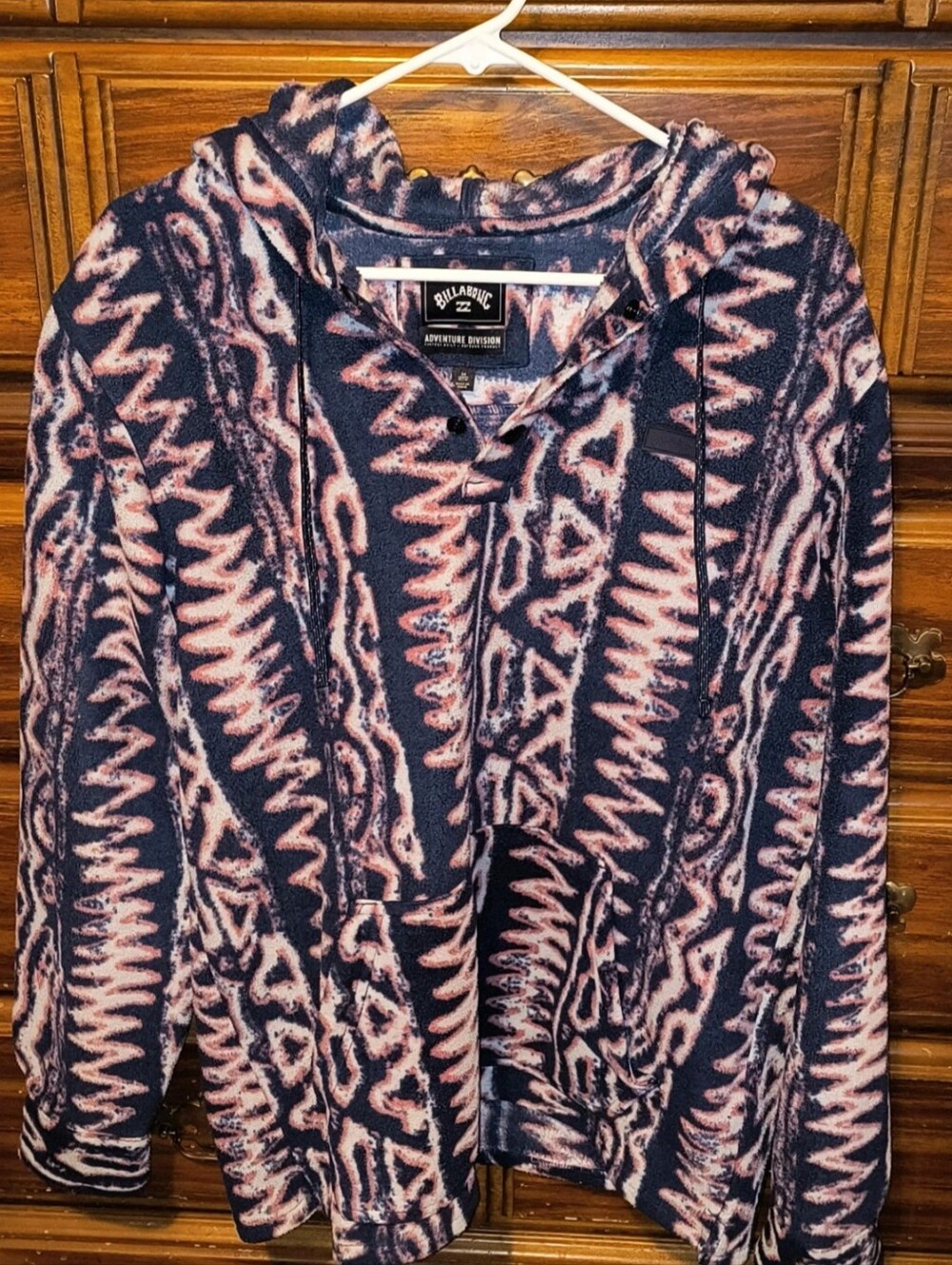 Men's Billabong Water Resistant Pullover Hoodie Size M